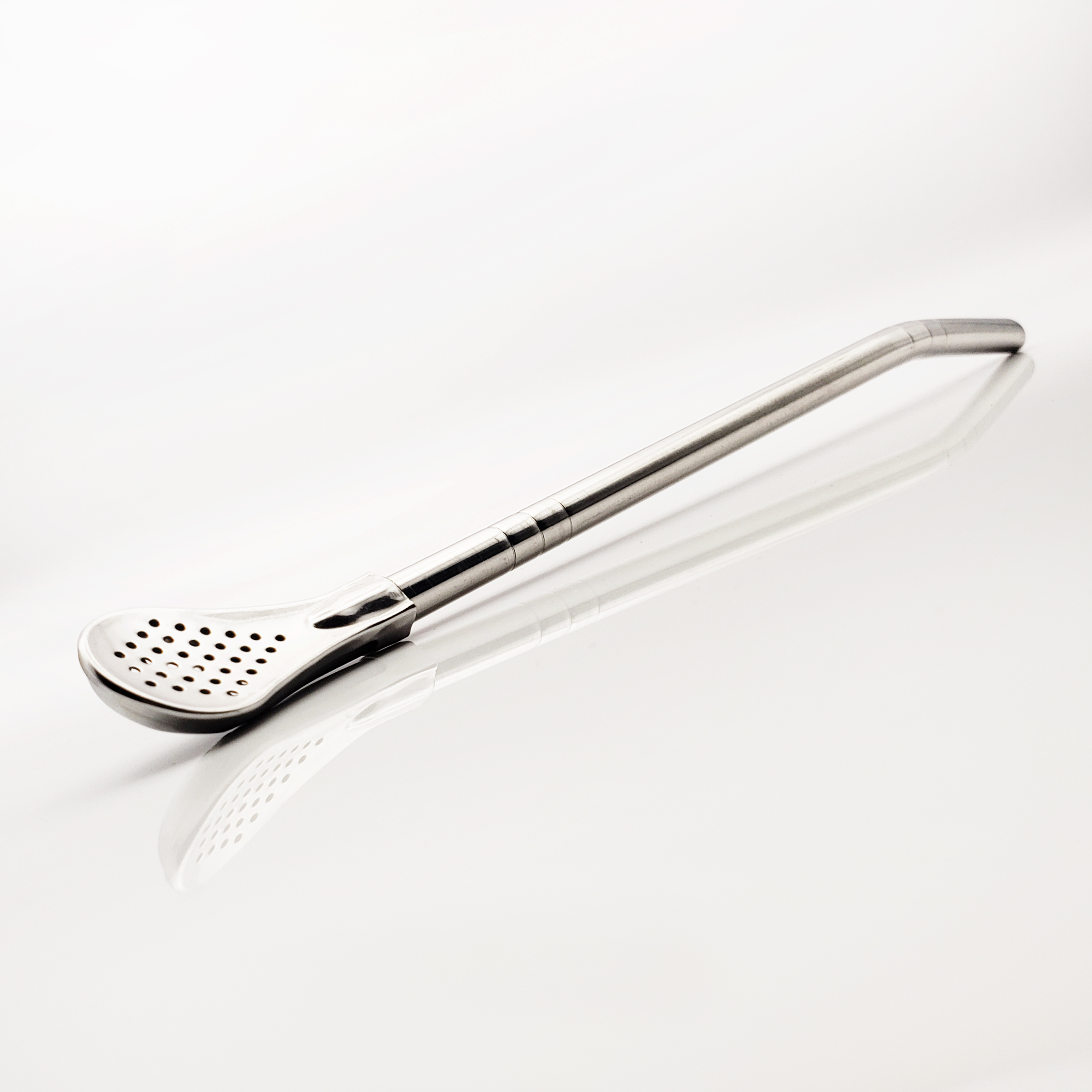 Simple Lined Bombilla